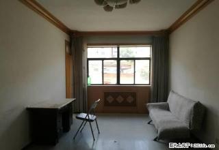 七中附近3楼3室1厅精装带家具热水器等租 - 平凉28生活网 pl.28life.com