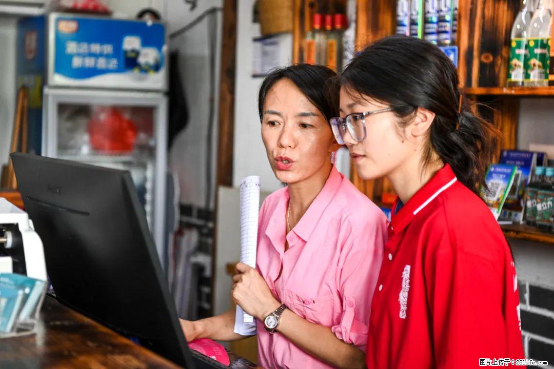 全网追的“扁担女孩”,找了一份暑假工,时薪12元 - 平凉生活资讯 - 平凉28生活网 pl.28life.com